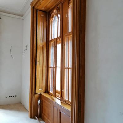 Zámek Bezděkov - nátěr oken